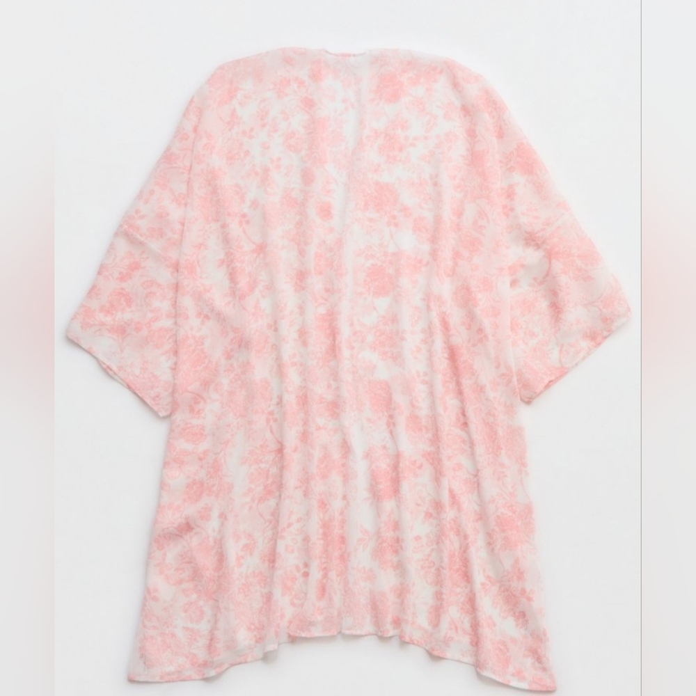 Aerie Pink‎ Ciffon Cape - Picture 2 of 9